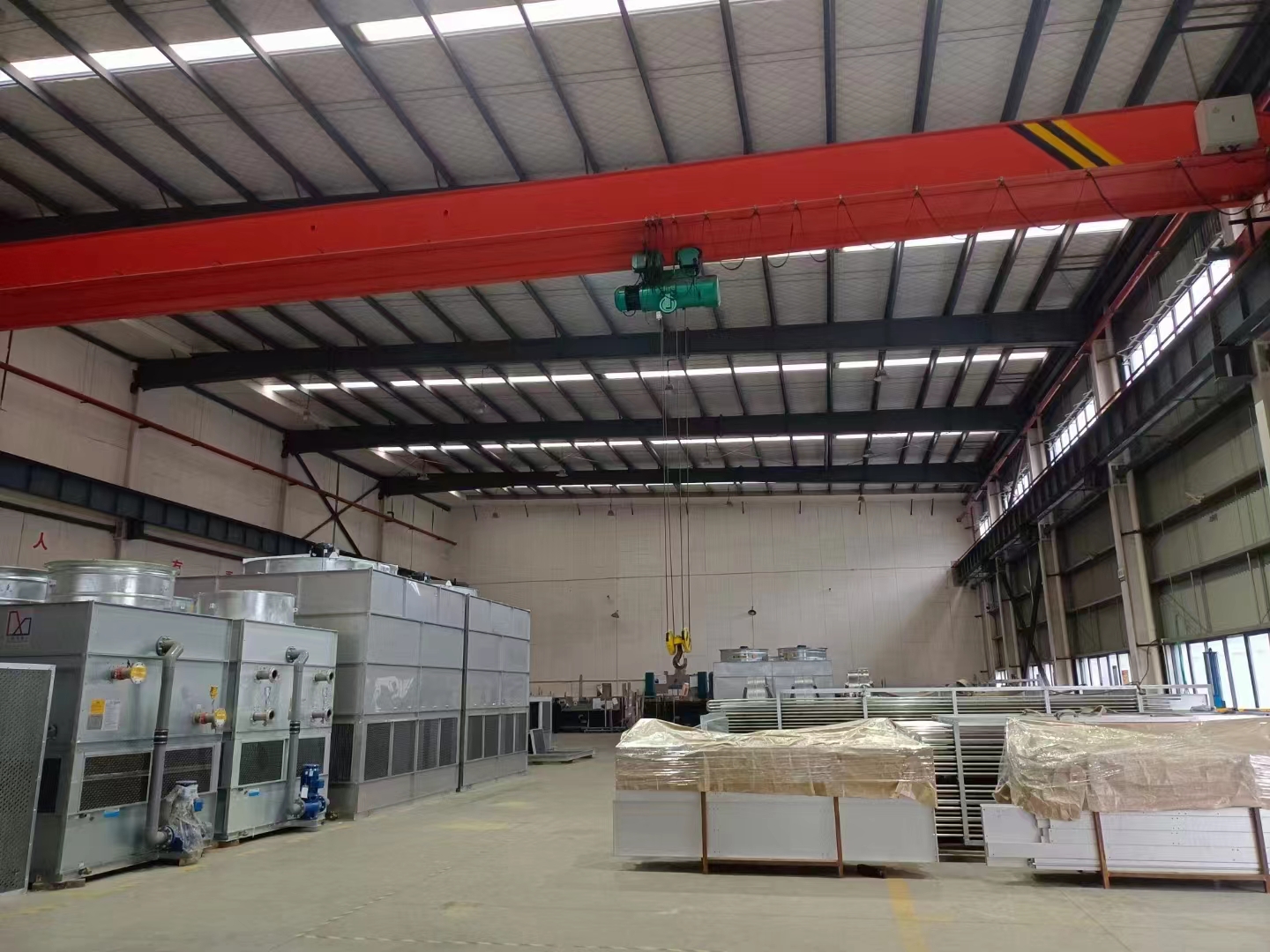 <a href=http://m.yhgjgyxgs.com/product/bishi/ target=_blank class=infotextkey>閉式冷卻塔</a>噪聲控制